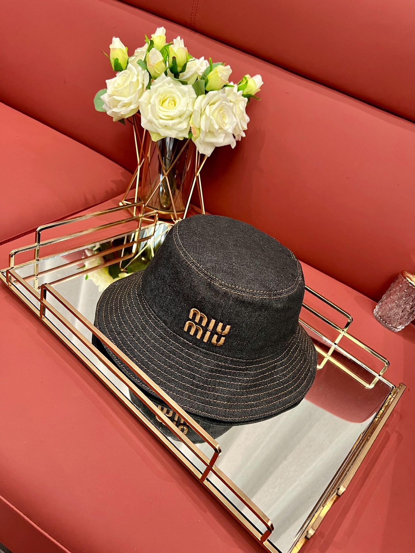 miu miu hat model 48